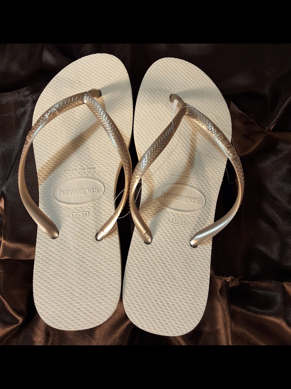 Havaianas Top Flip Flops White Metallic Silver NWT Size US 7/8